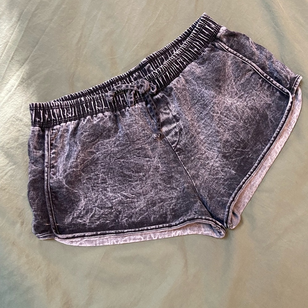 Kirra Acid wash denim jogger shorts